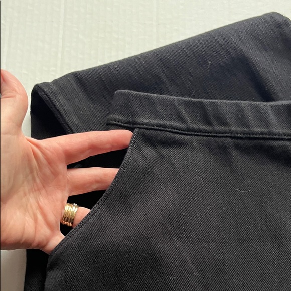 L.L. Bean Classic Black Trousers, petite - Picture 4 of 7